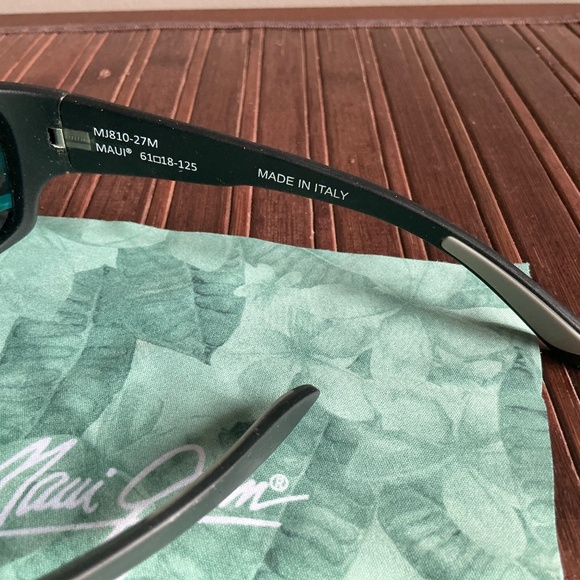 Maui Jim Local Kine Polarized Sunglasses - Picture 2 of 8